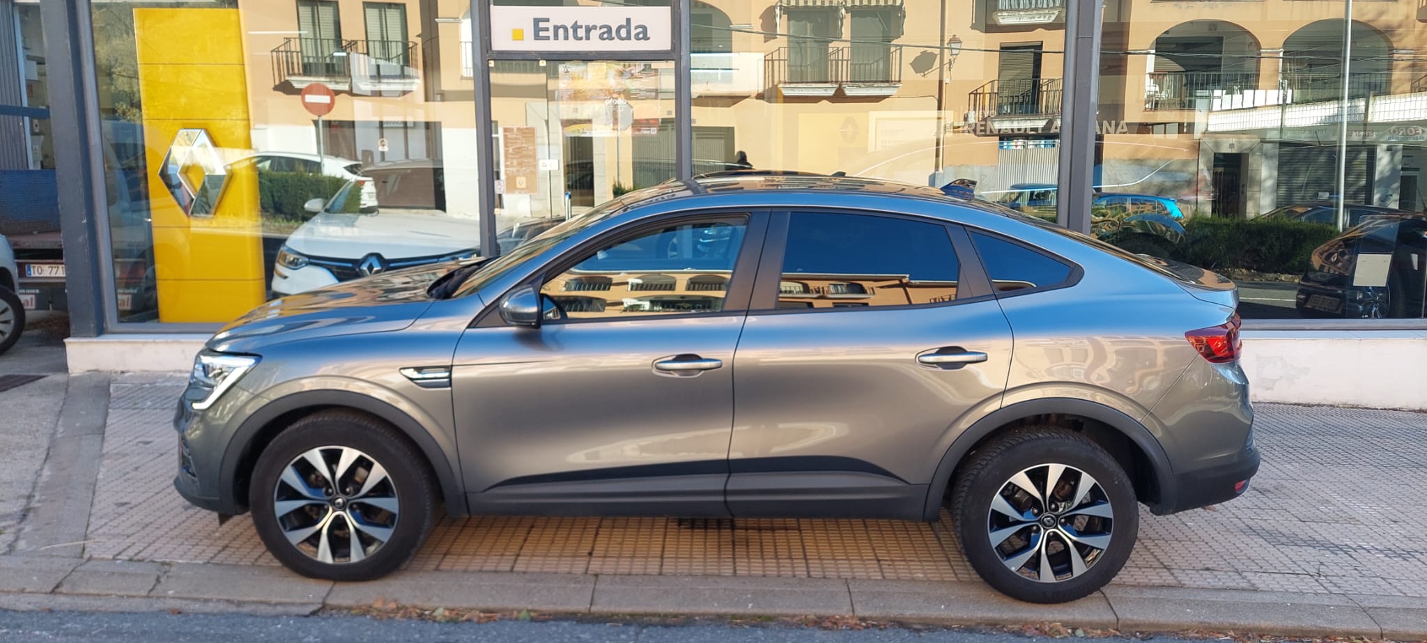 Renault Arkana 140CV MYH miniatura 13